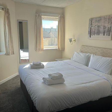 The Grand Hotel Port Talbot Esterno foto