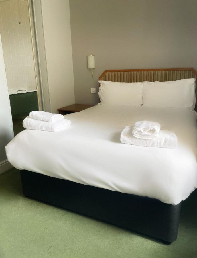 The Grand Hotel Port Talbot Esterno foto
